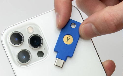 "Securing your Digital Life: How to Use YubiKey for Improved Data Protection"